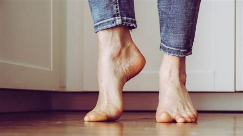 Fétichisme des pieds Massage érotique Orbé